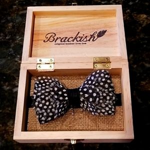 Brackish "Gatsby" Guinea Feather Bow Tie
